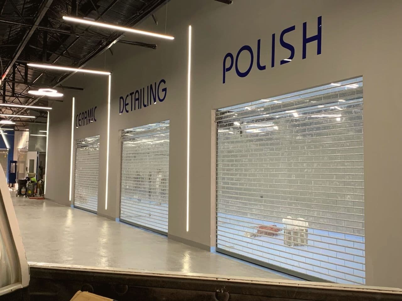 شتر رول بولي كربونيت أوتوماتيكي