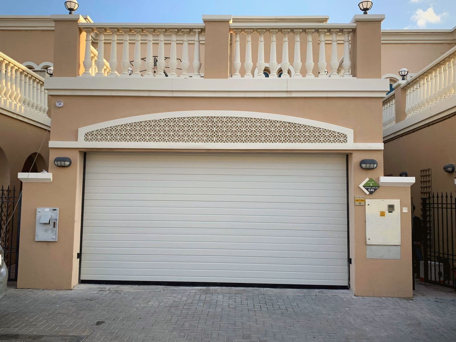 باب كراج علوي أبيض - Standard