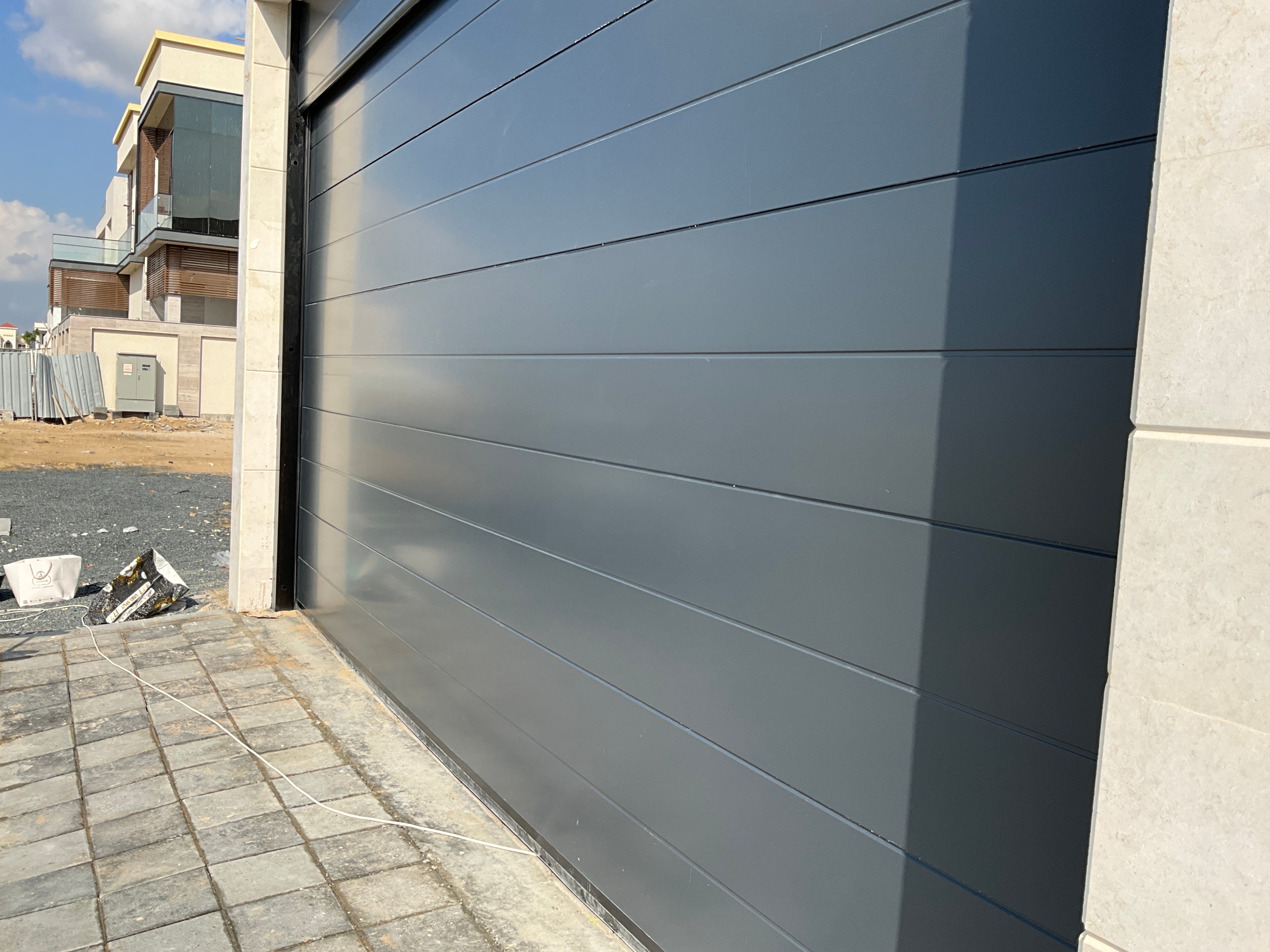 Automatic Garage Door Maintenance Tips for Villa Owners in Dubai | BAB ALSARAY