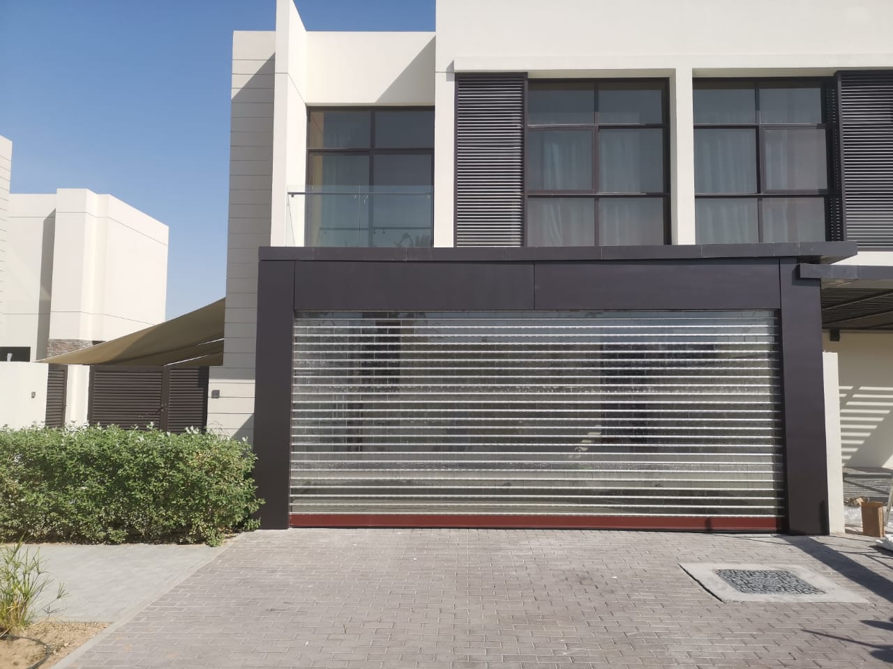 Automatic Polycarbonate Shutter - شتر بولي كربونيت أوتوماتيكي