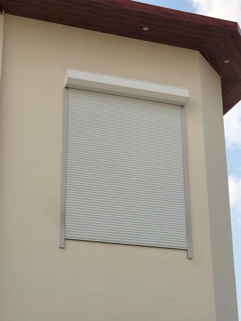 Automatic Window Shutter - شتر للنوافذ