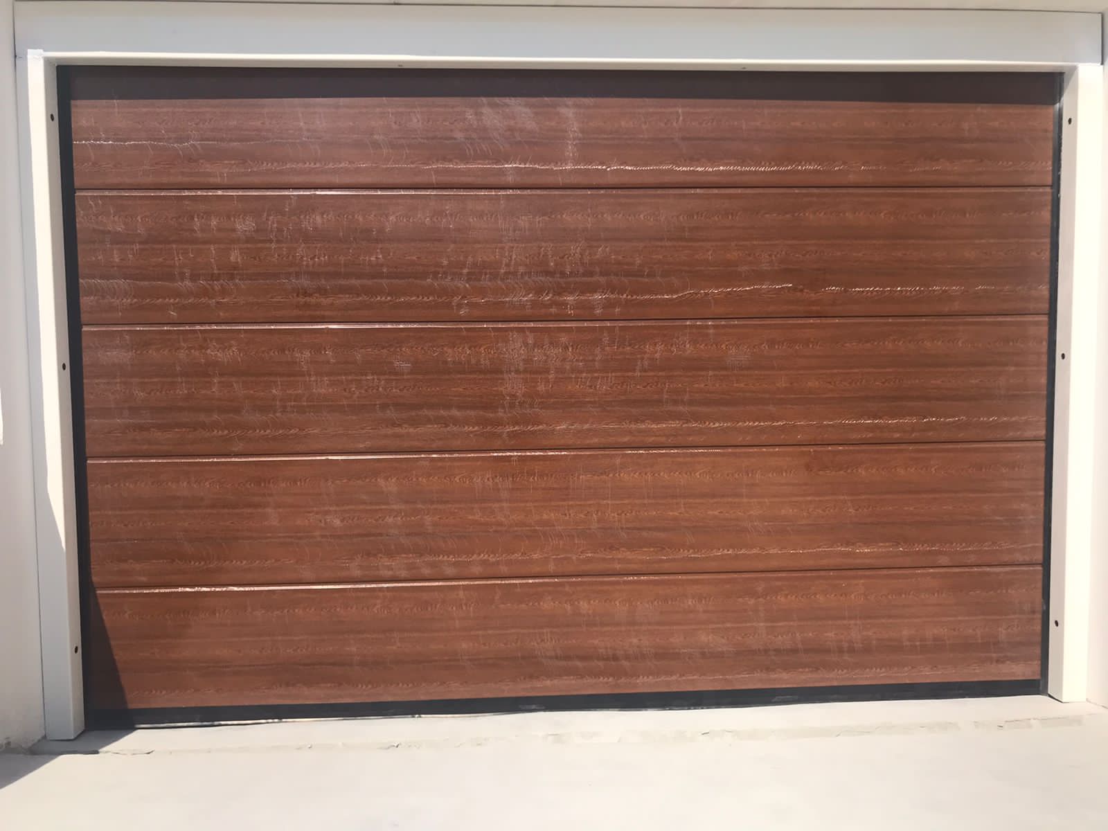 باب كراج - خشبي