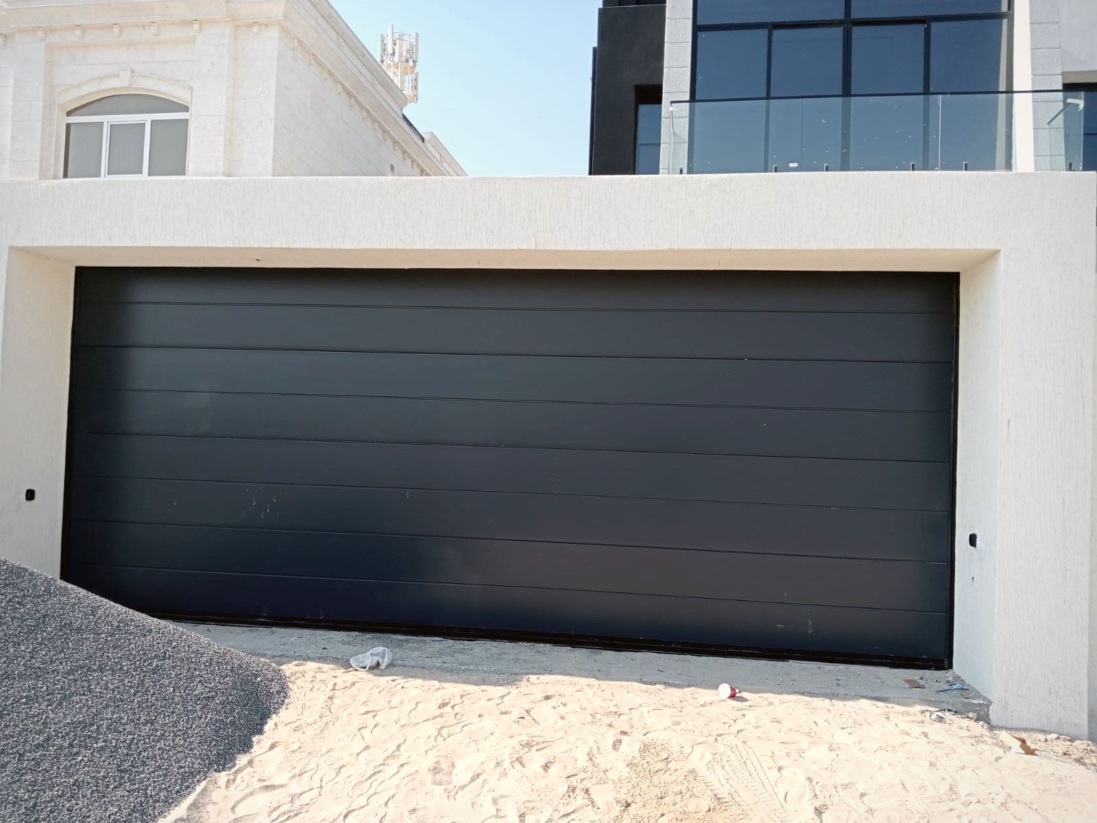 European Premium, Black - sectional overhead door